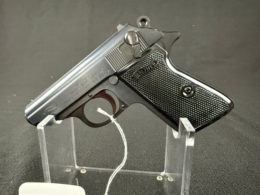 Walther PPK/S Semi Auto Pistol