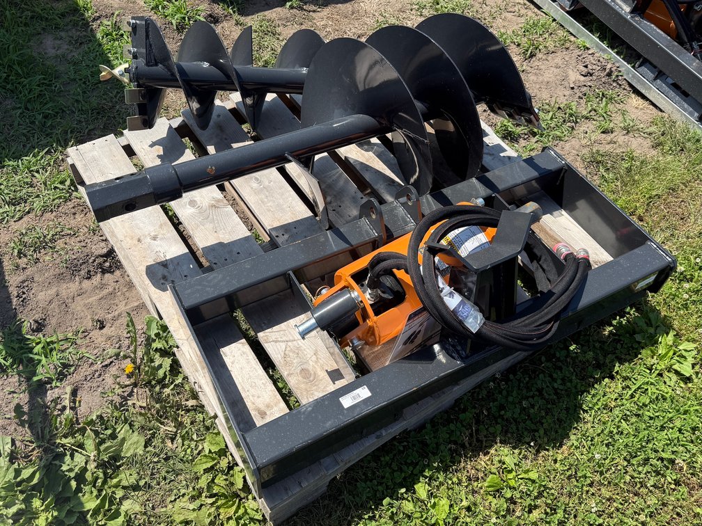 Unused 2025 Wolverine ADB-13-1218R Hydraulic Drive Auger & Bit Set