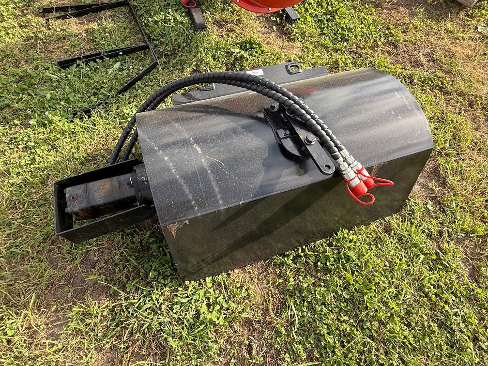 Unused SDLANCH Mini Skid Steer Mixing Bucket Attachment