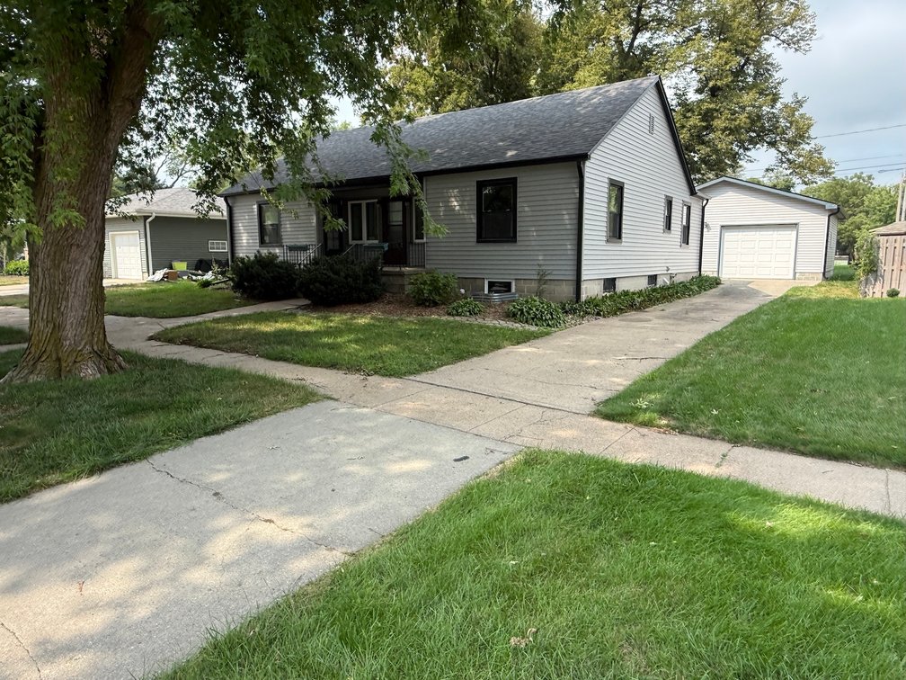 Image for Charming 5 Bedroom, 2 Bath Home in Cedar Bluffs
