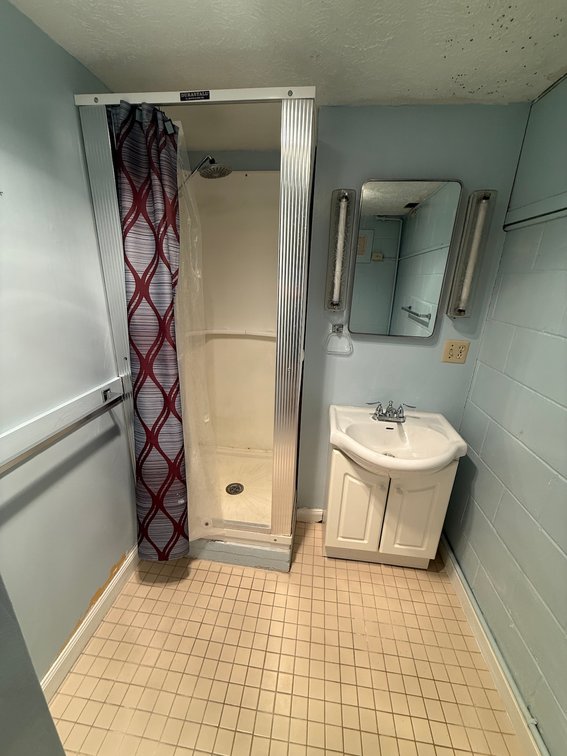 Image for Charming 5 Bedroom, 2 Bath Home in Cedar Bluffs