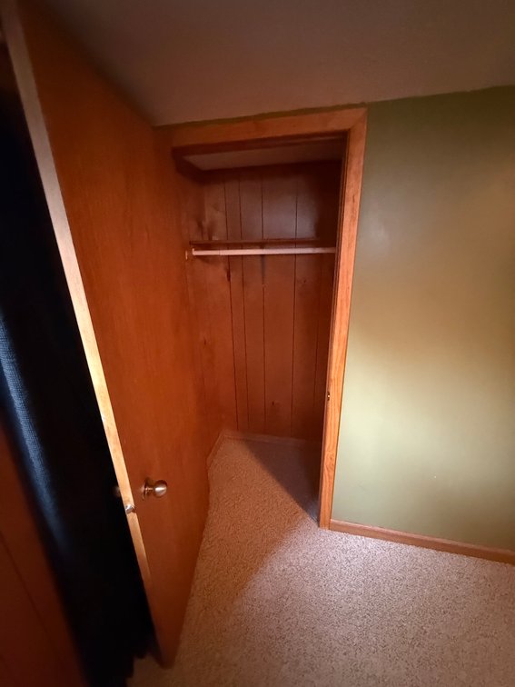 Image for Charming 5 Bedroom, 2 Bath Home in Cedar Bluffs