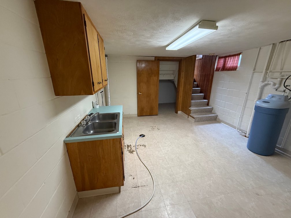 Image for Charming 5 Bedroom, 2 Bath Home in Cedar Bluffs