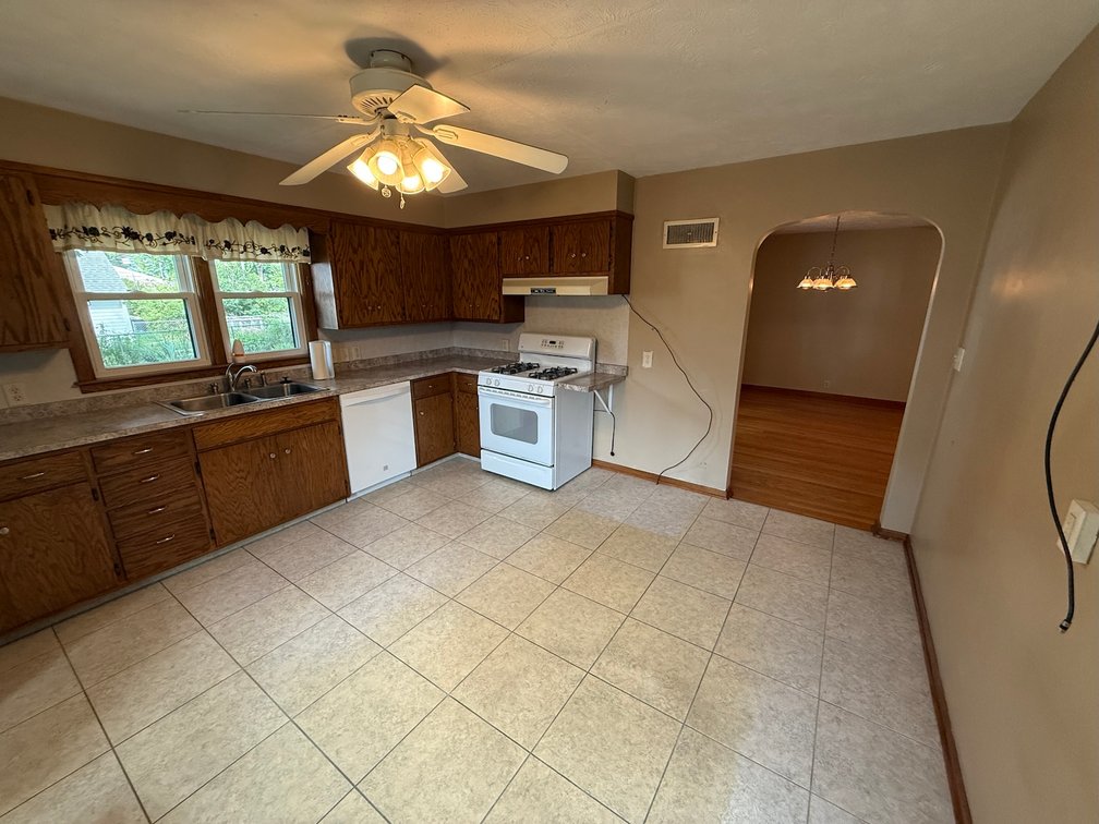 Image for Charming 5 Bedroom, 2 Bath Home in Cedar Bluffs