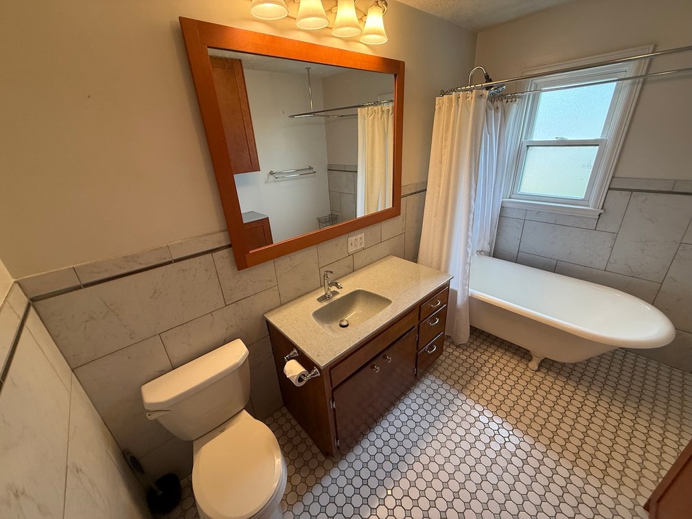 Image for Charming 5 Bedroom, 2 Bath Home in Cedar Bluffs