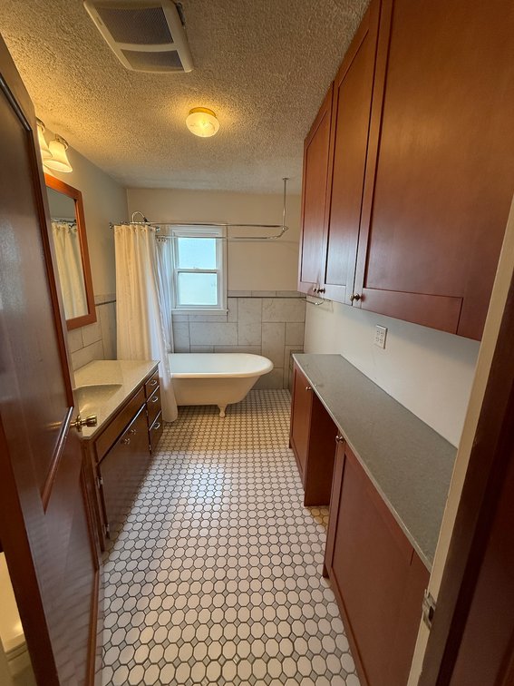 Image for Charming 5 Bedroom, 2 Bath Home in Cedar Bluffs