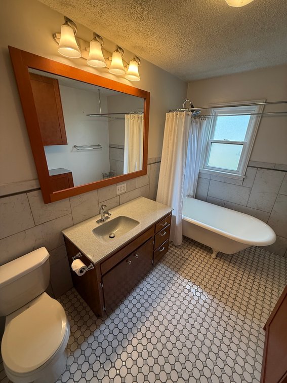 Image for Charming 5 Bedroom, 2 Bath Home in Cedar Bluffs
