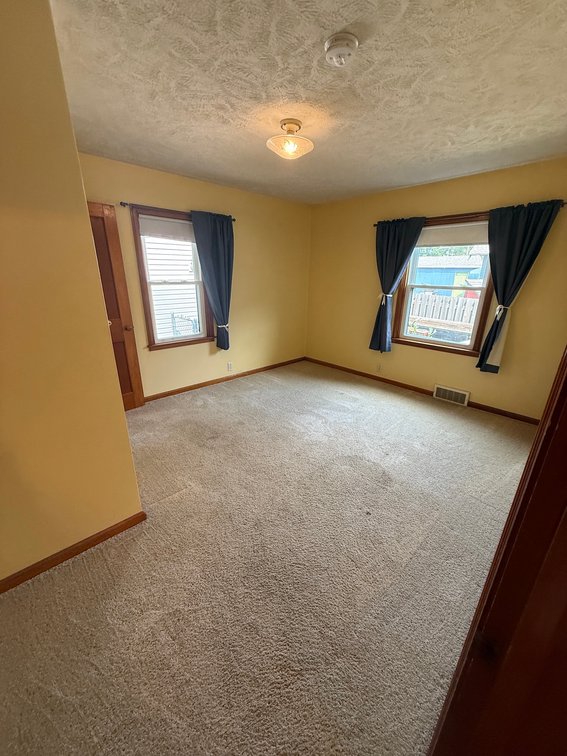 Image for Charming 5 Bedroom, 2 Bath Home in Cedar Bluffs
