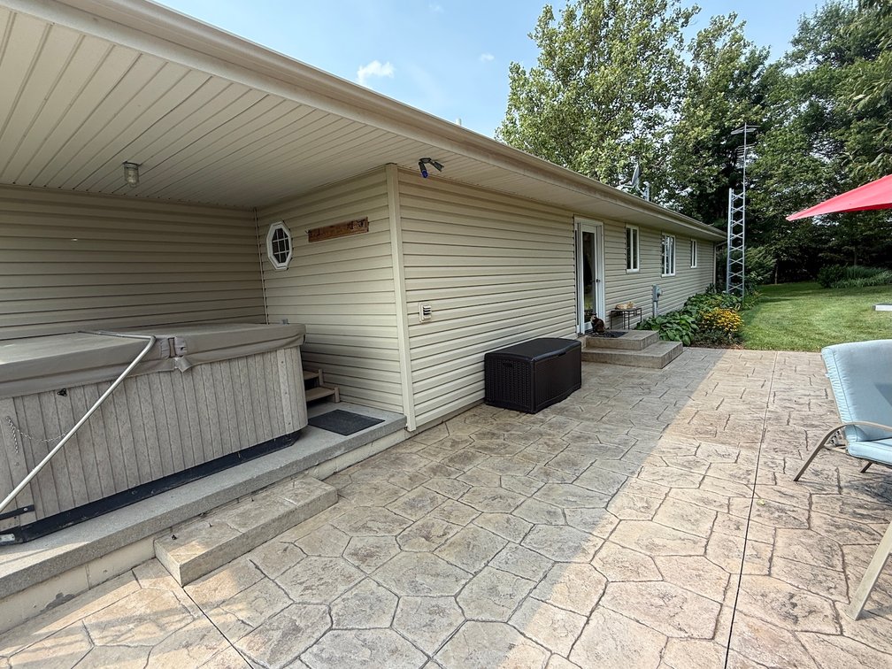 Image for Super Neat Acreage & Personal Property No Reserve Retirement LIVE Auction