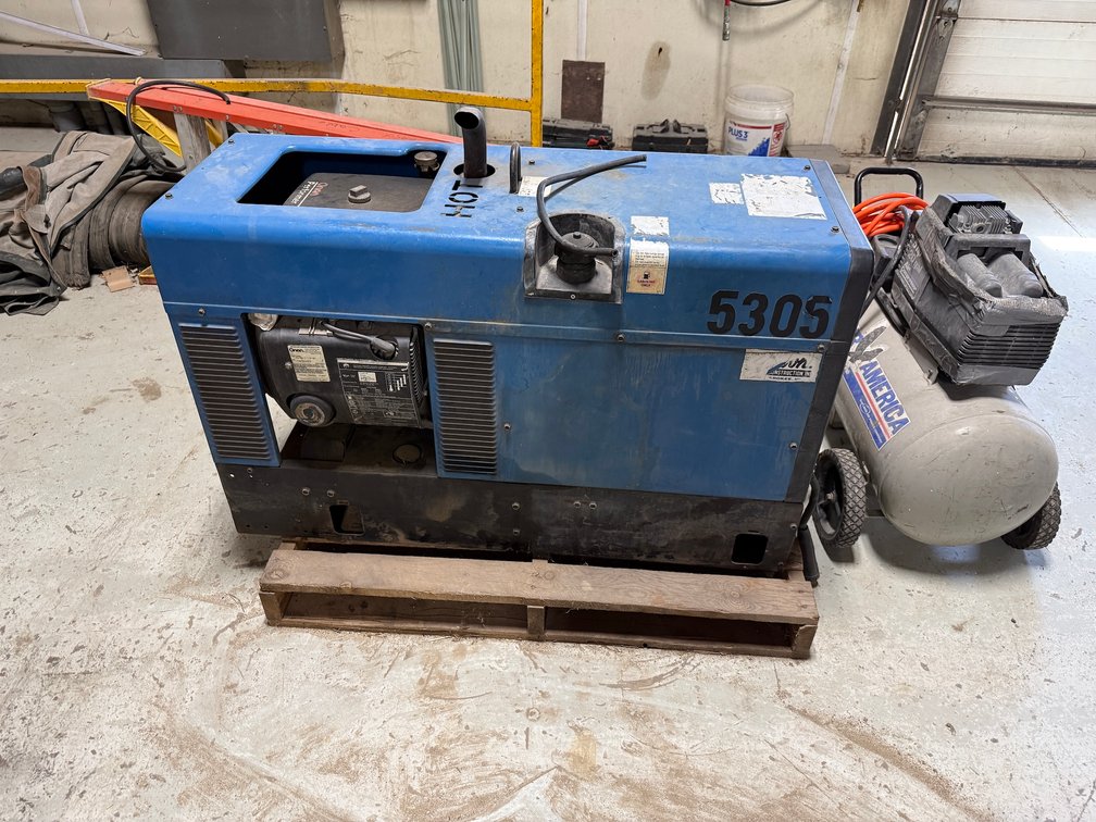 Miller Bobcat 225 Portable Welder/Generator