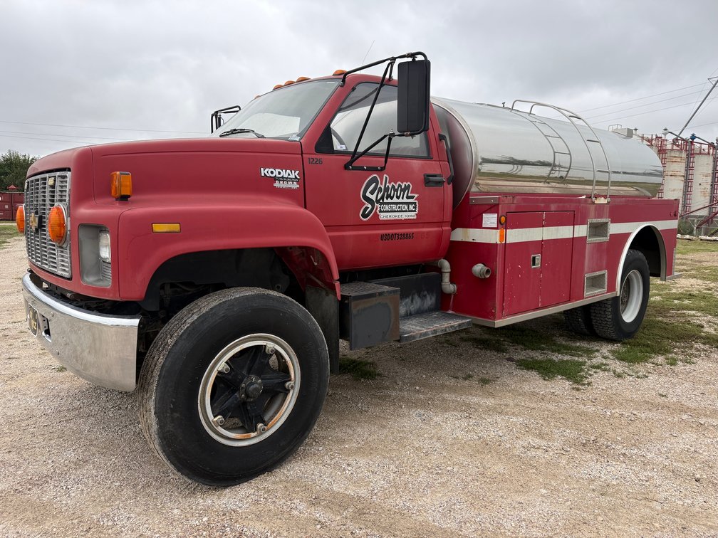 1994 Chevrolet Kodiak Single Axle Water Truck