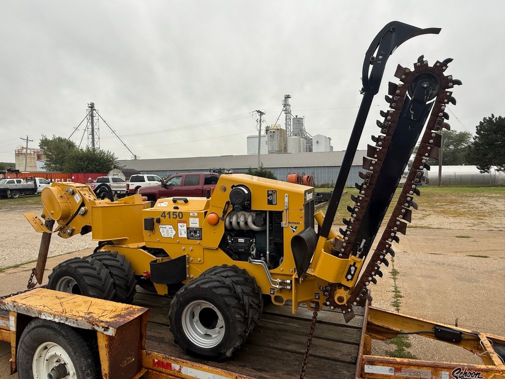 2021 Vermeer PTX40 Articulated Walk Beside Trencher/Vibratory Plow