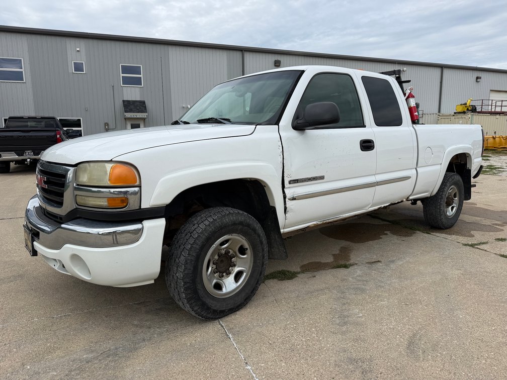 2005 GMC 2500 Heavy Duty SLE Extended Cab Pickup