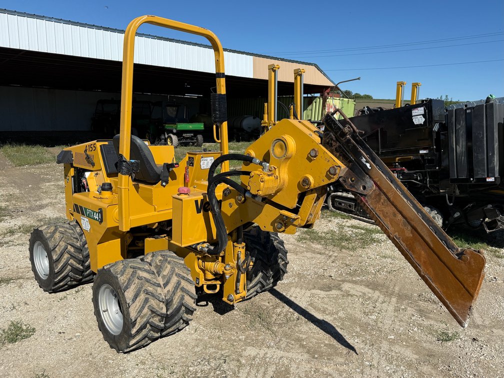 2022 Vermeer PTX44 Articulated Vibratory Plow