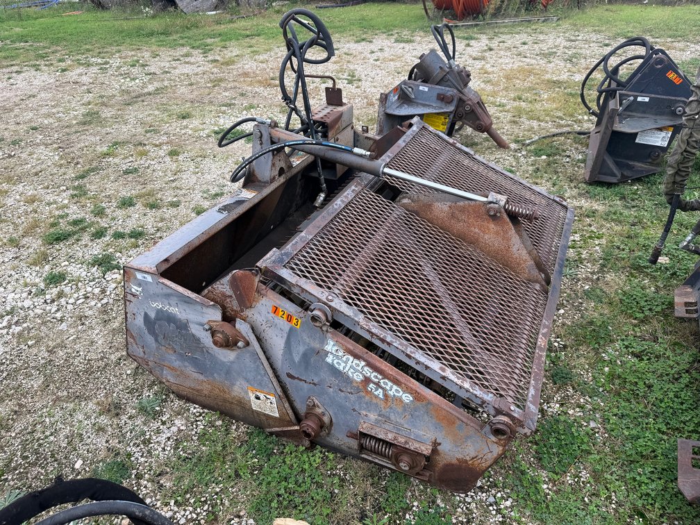 1994 Ingersoll-Rand Bobcat 5A Hydraulic Front Mount Landscape Rake Attachment