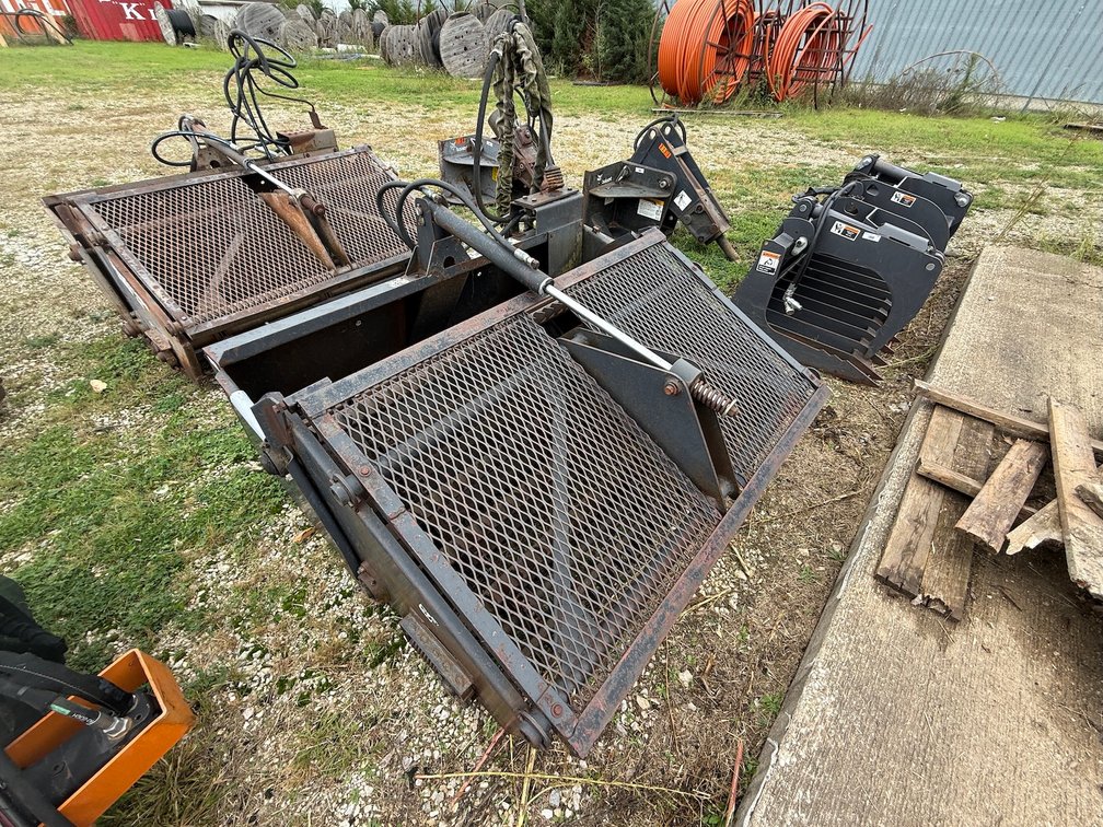 Melroe Bobcat LR5A Hydraulic Drive Landscape Rake Attachment