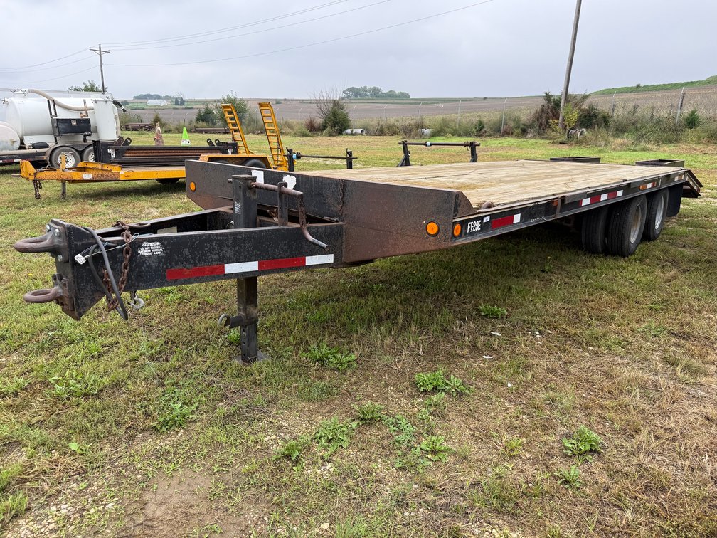 1996 Felling FT-20E 26 ft. Flatbed Tag Trailer