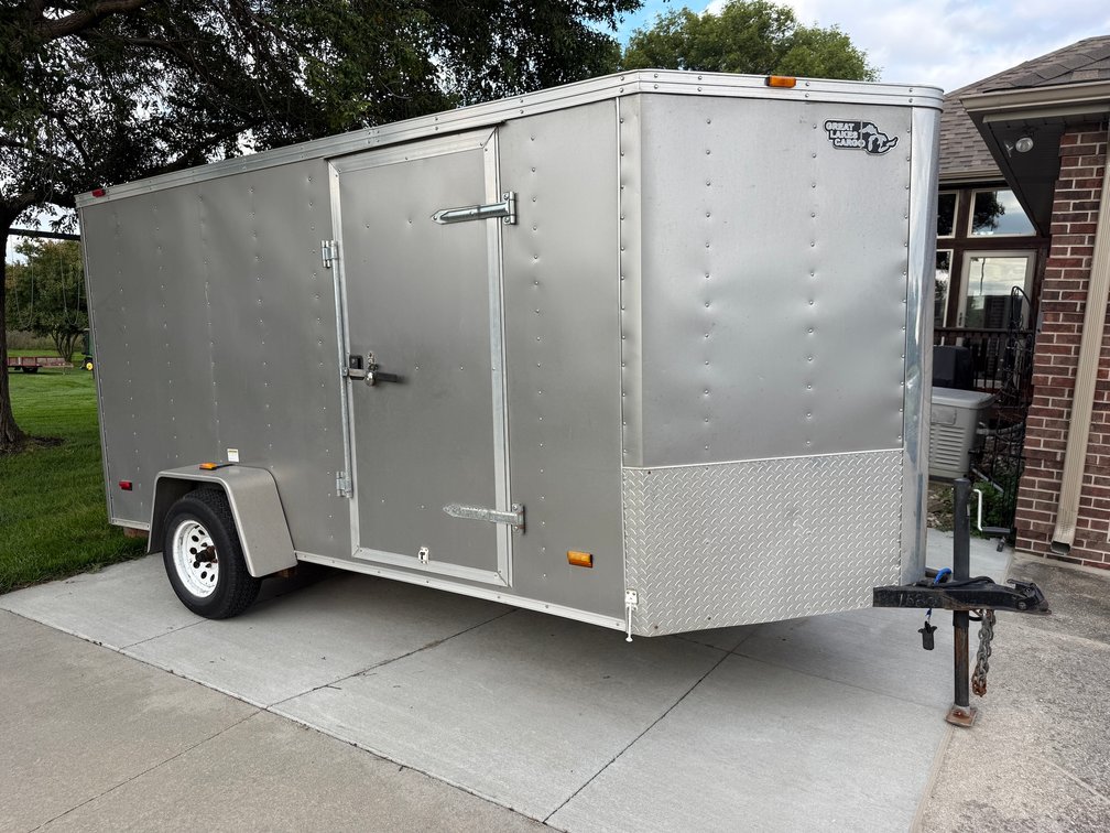 2004 Great Lakes 12 ft. Single Axle V-Nose All Aluminum Enclosed Trailer