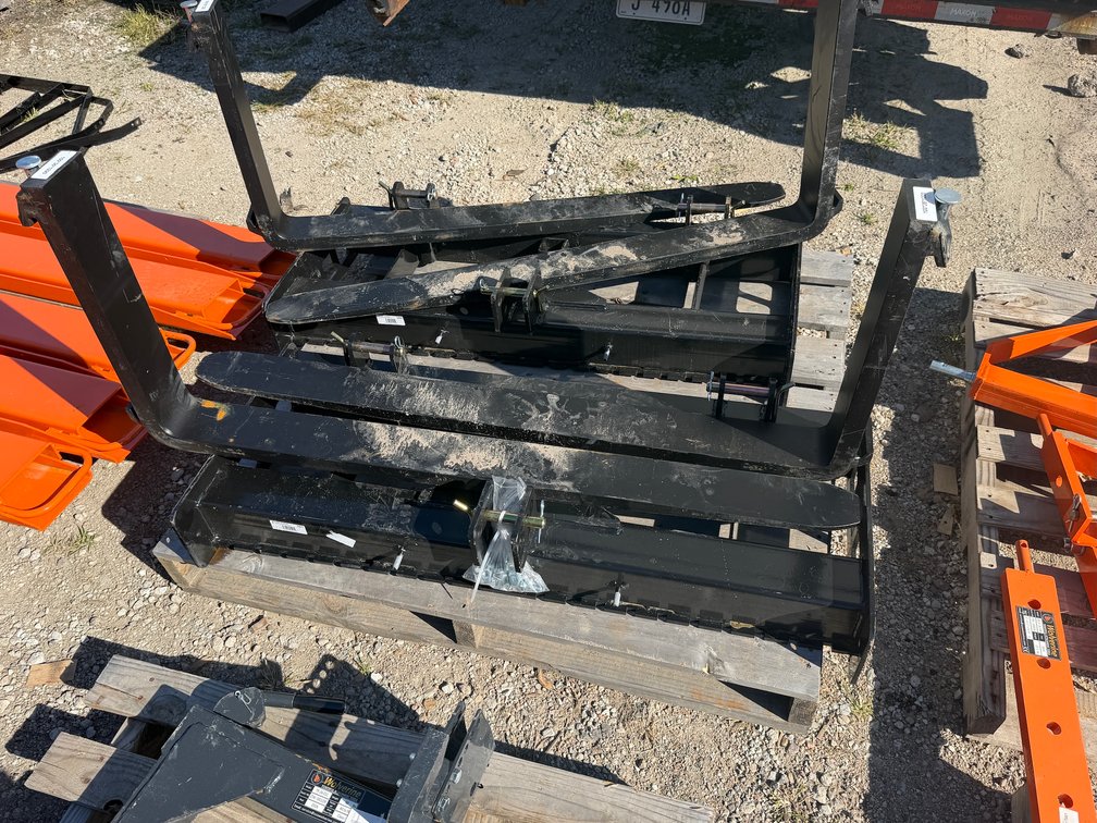 Wolverine THFF46 3-Point Pallet Fork Attachment with (2) Forks