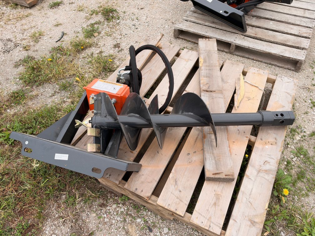 Wolverine MAD-12-12D Auger Drive & Bit Attachment for MINI Skid Steer Loaders