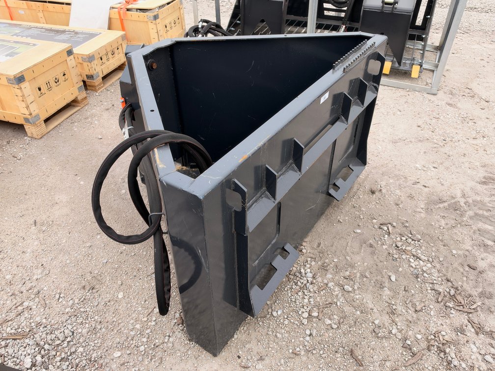 Wolverine CCT-11-148V Concrete Chute Attachment