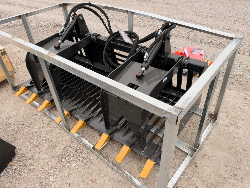 LandHonor RGB-11-72W Rock Grapple Attachment