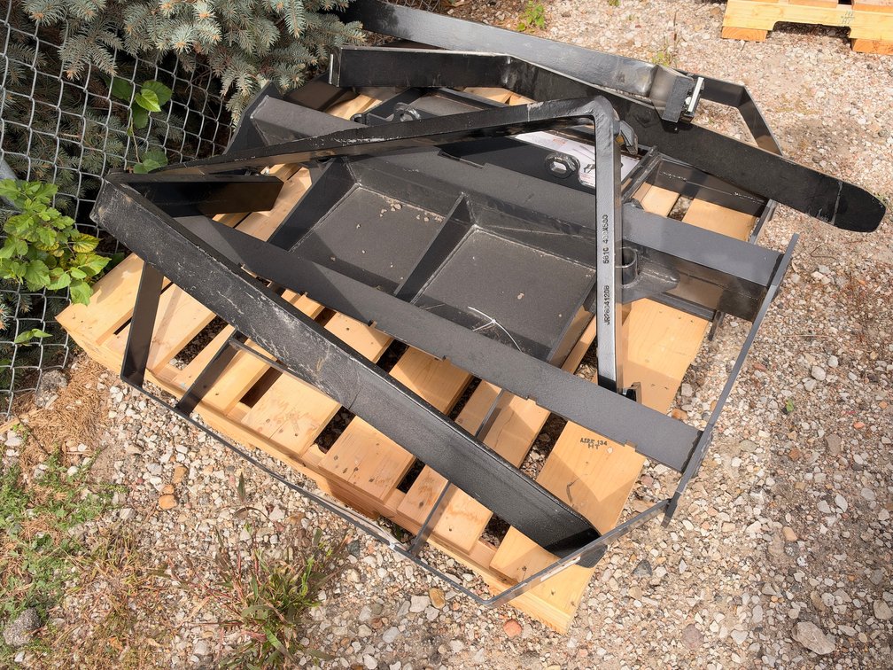 LandHonor MPF-11-2000G Mini Pallet Fork Attachment for MINI Skid Steers