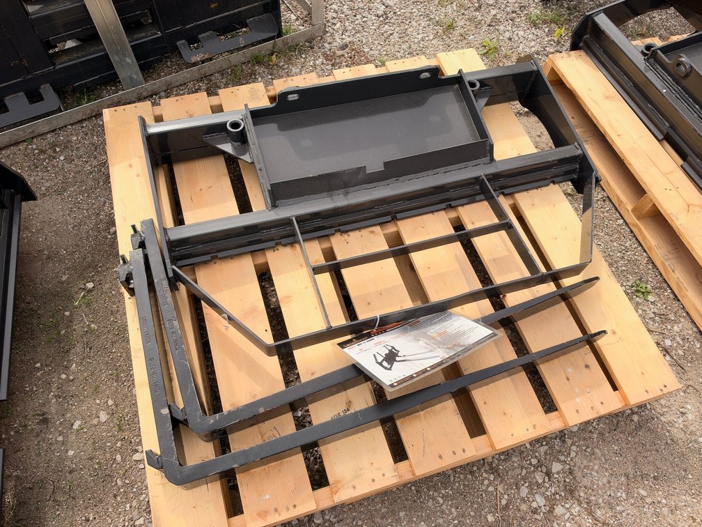LandHonor MPF-11-2000G Mini Pallet Fork Attachment for MINI Skid Steers