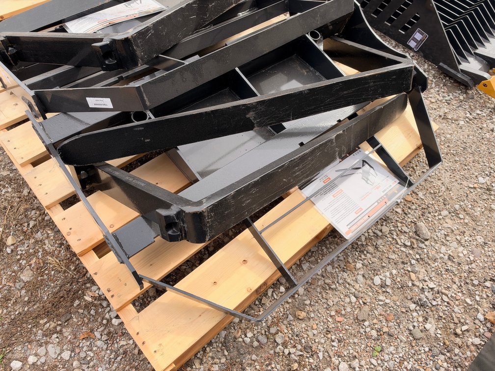 LandHonor MPF-11-2000G Mini Pallet Fork Attachment for MINI Skid Steers