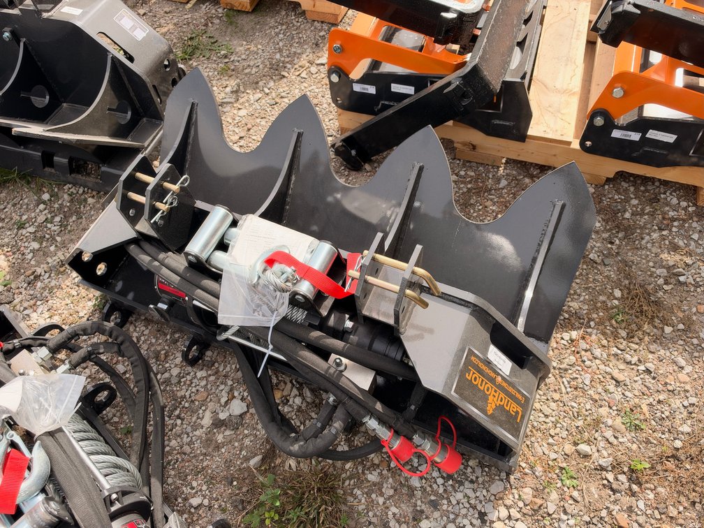 LandHonor FW-13-15000G Hydraulic Logging Winch for Skid Steers