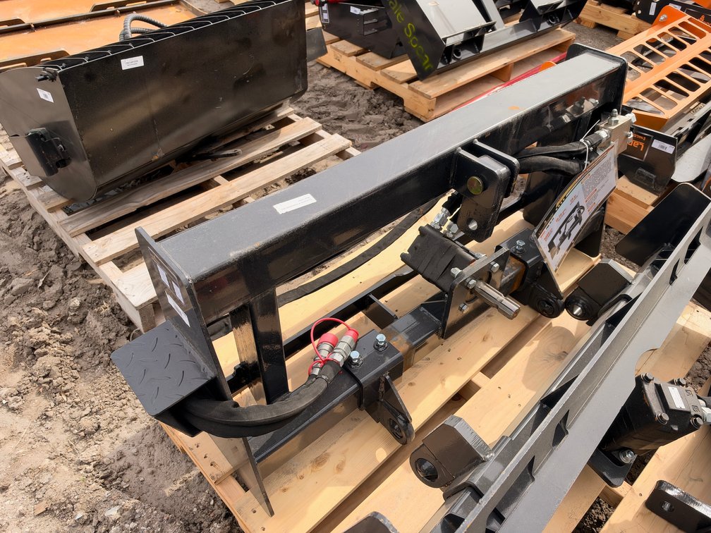 LandHonor PHA-16-2C 3-Point Hitch Adapter for Skid Steers