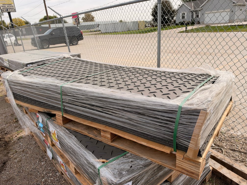 SDLANCH Bundle of (15) Ground Protection Mats