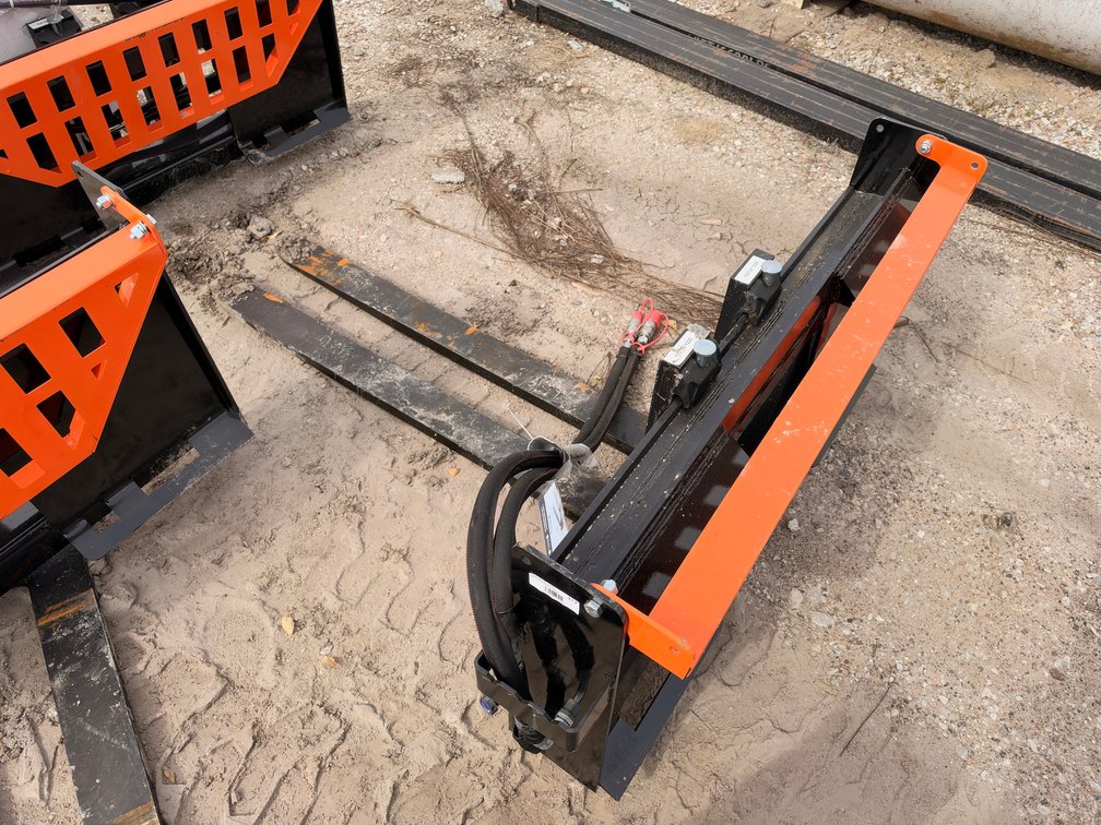 Wolverine PFA-11-3300G Hydraulic Adjustable Pallet Fork Attachment for Skid Steers