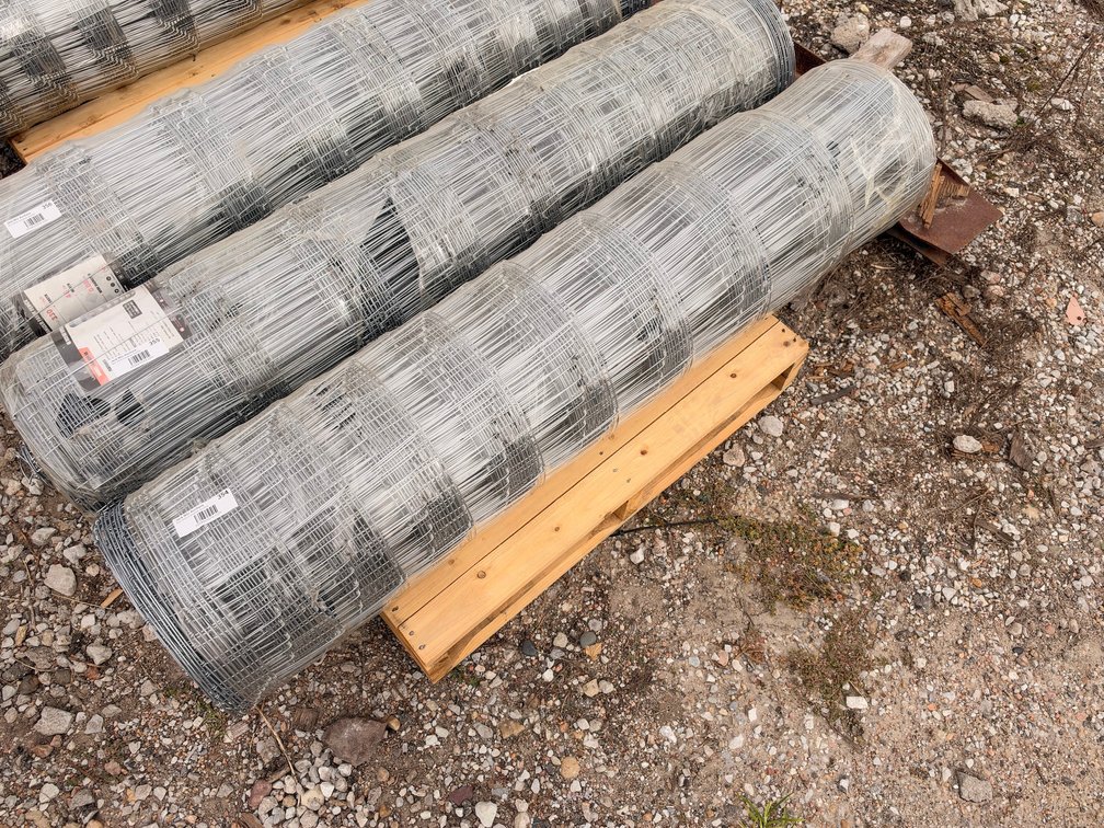 LandHonor LHR-GFF48 Galvanized Fence