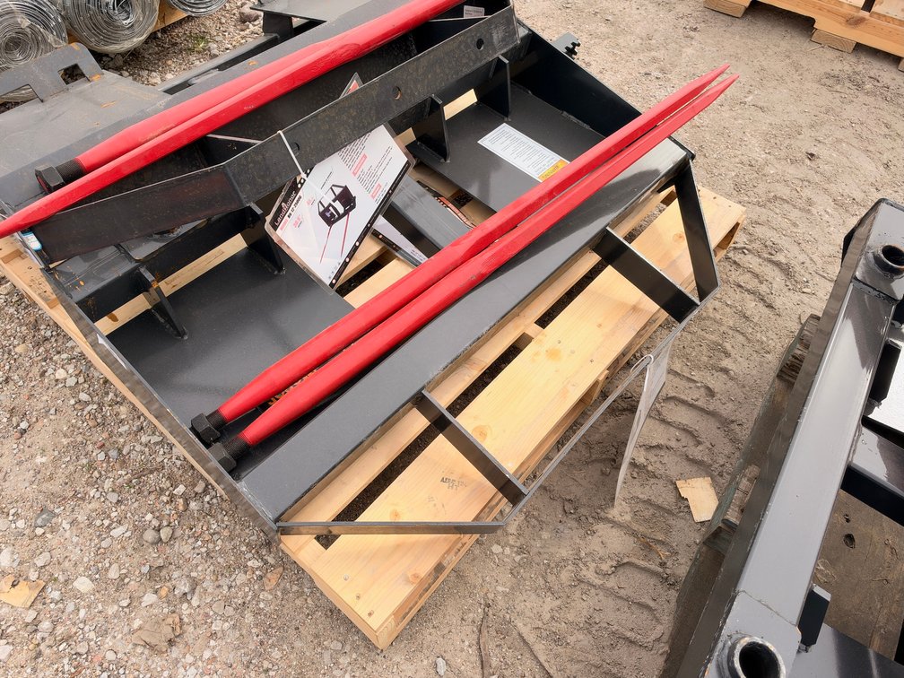 LandHonor BS-12-2500G Bale Spear Attachment for Skid Steers