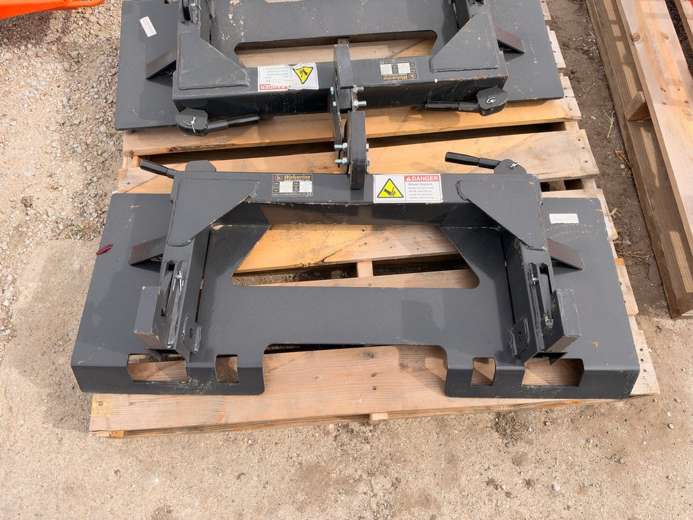 Wolverine PT-16-01C Skid Steer Quick Tatch to Category 1 & 2 3-Point Quick Hitch