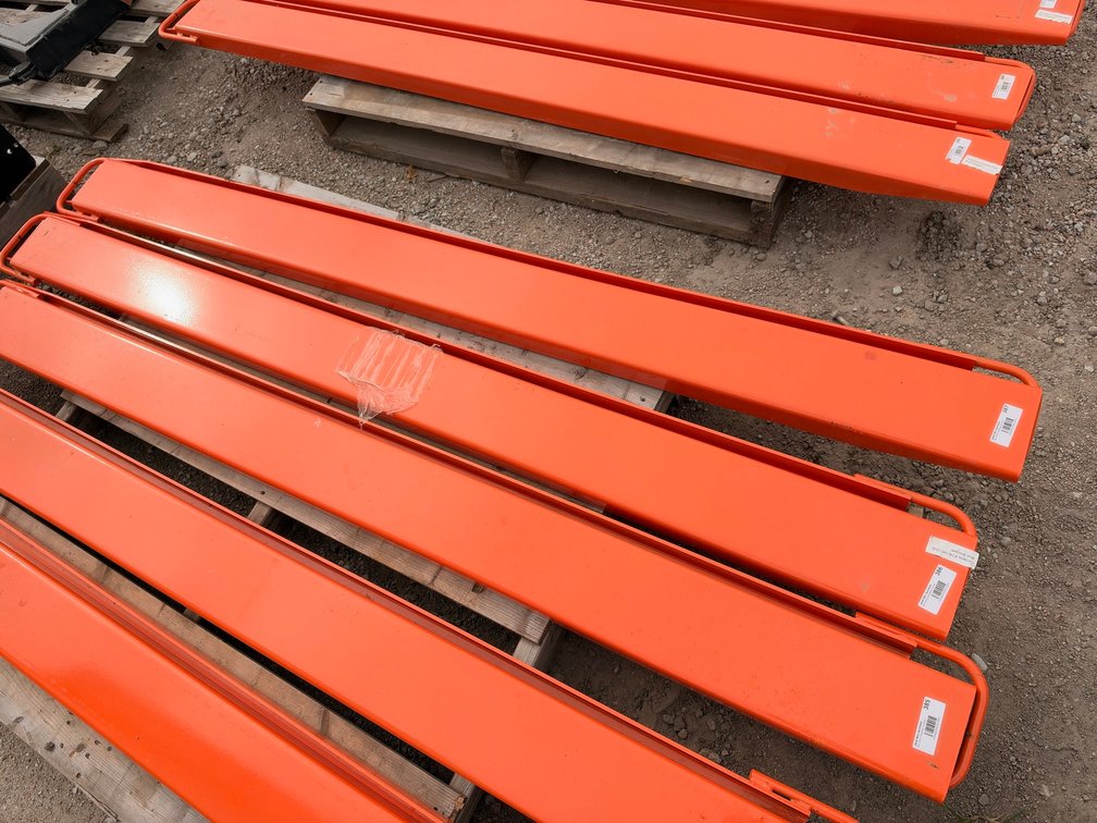 Pair of (2) Wolverine EX-66-84L Pallet Fork Extensions