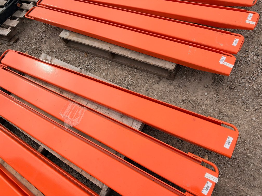 Pair of (2) Wolverine EX-66-84L Pallet Fork Extensions