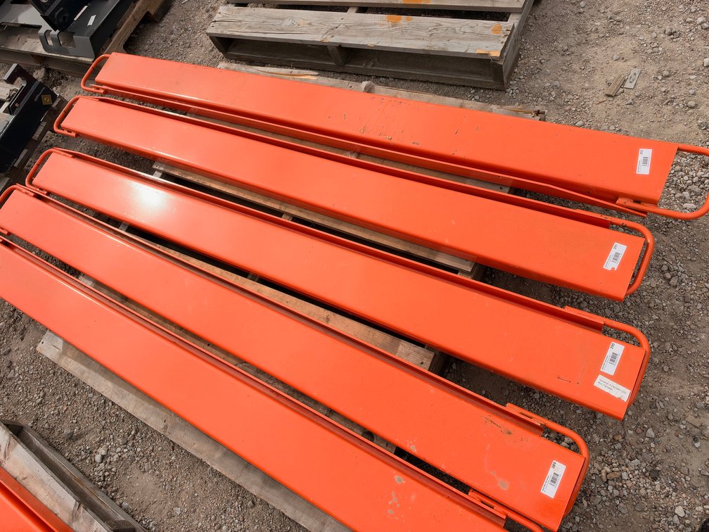 Pair of (2) Wolverine EX-66-84L Pallet Fork Extensions