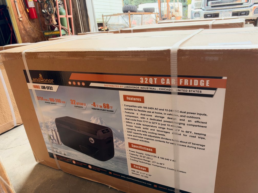 LandHonor LHR-CF32 32QT Car Fridge
