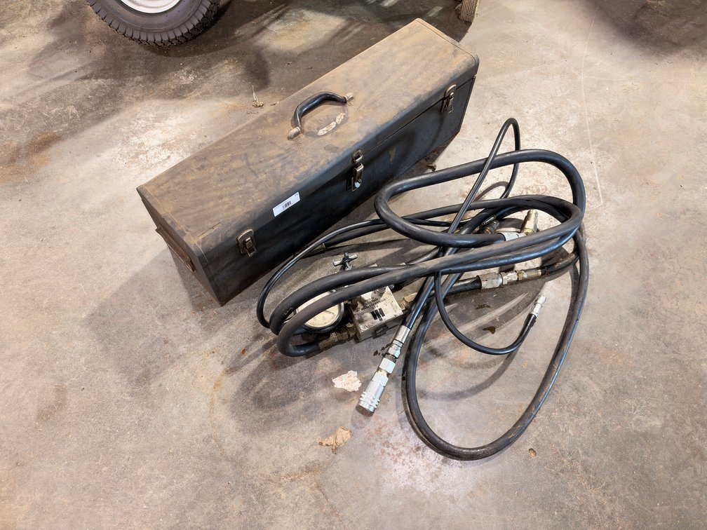 International Harvester P.F.C. Hydraulic System Analyzer