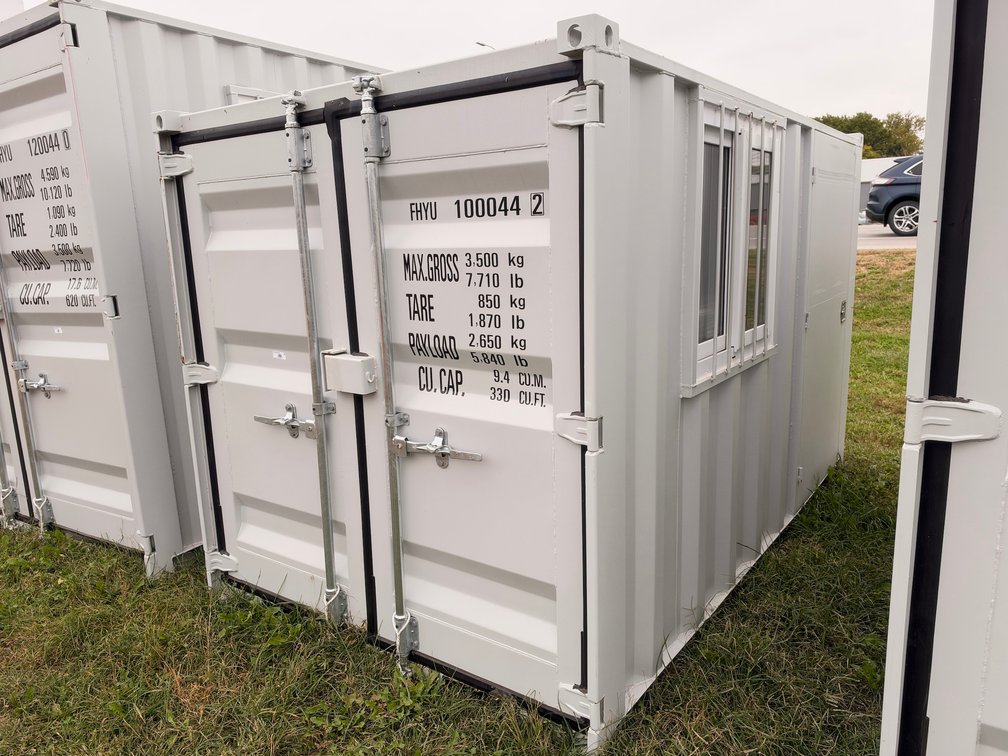 SDLANCH IRC10 10 ft. Steel Container Portable Office