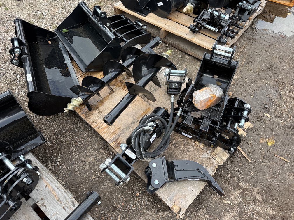 Mini Excavator Attachment Set