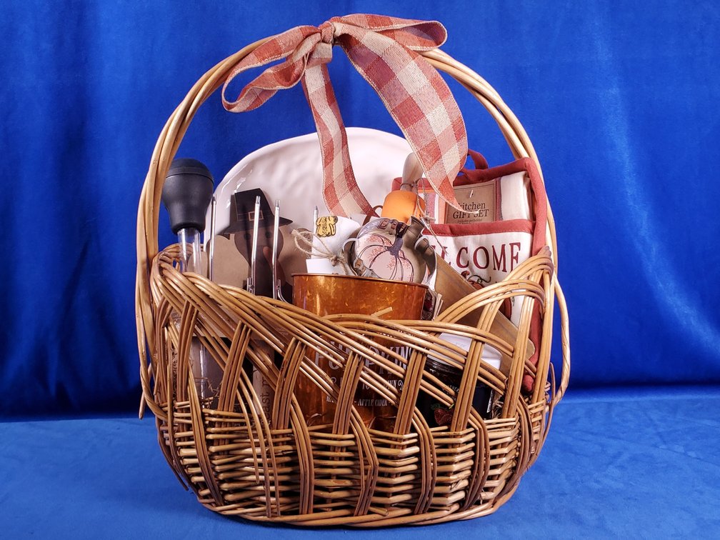  Fall Gift Basket w/Platter, Turkey Prep Set, Pot Holder, Strawberry Jam & More (LPO)