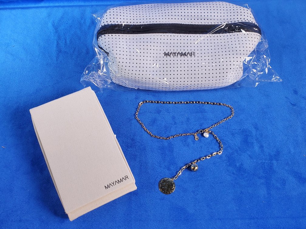 Mayamar Necklace & Beauty Bag