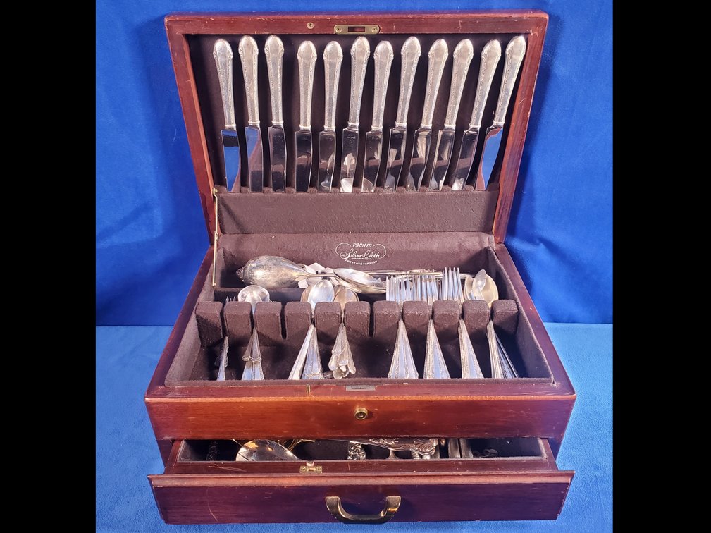 Silver & Stainless Flatware in Wooden Case (LPO)