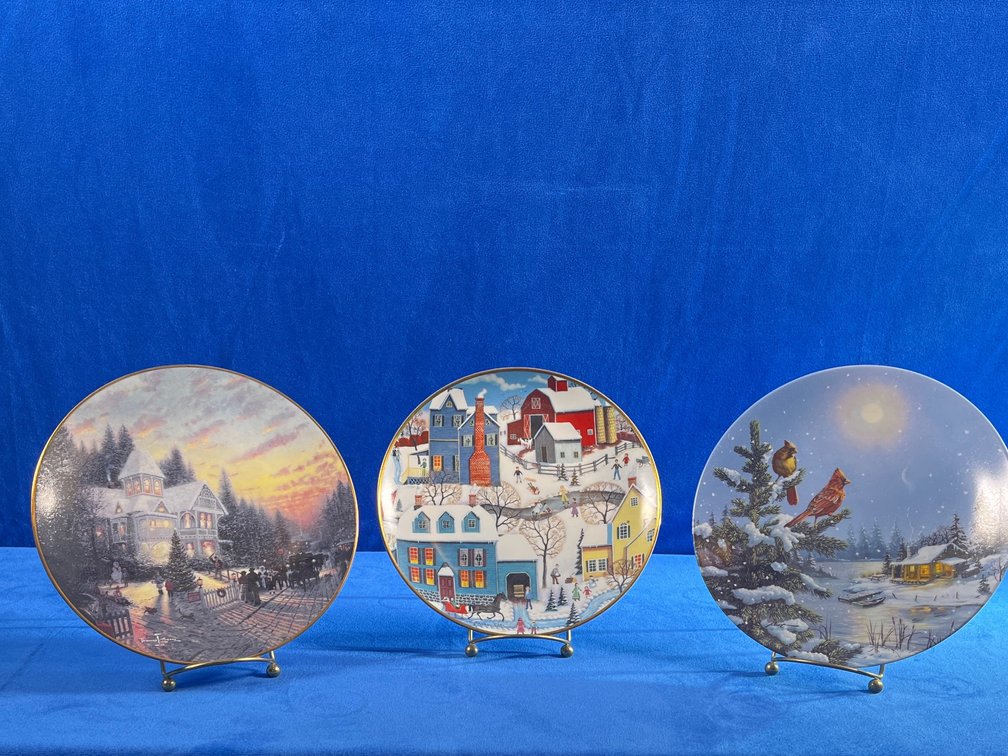 (3) Collectors Plates w/Stands