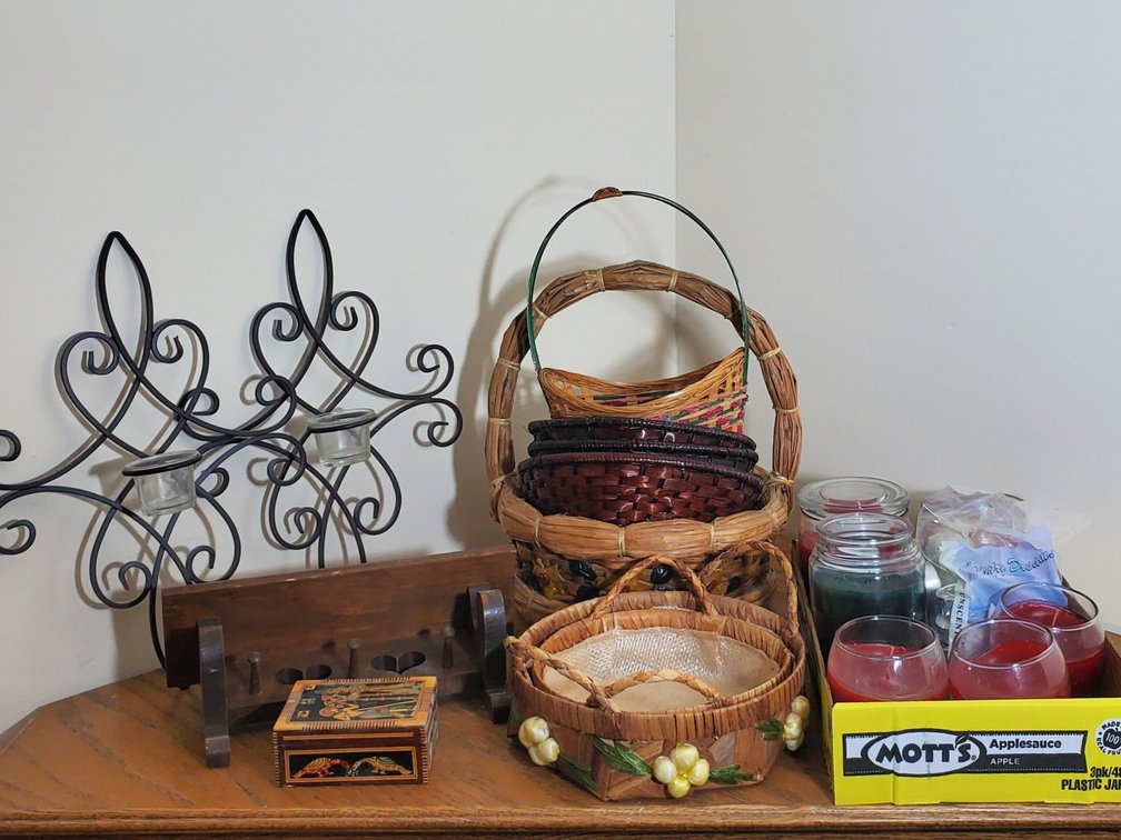 Wicker Baskets, Metal Wall Sconces and more. (LPO)