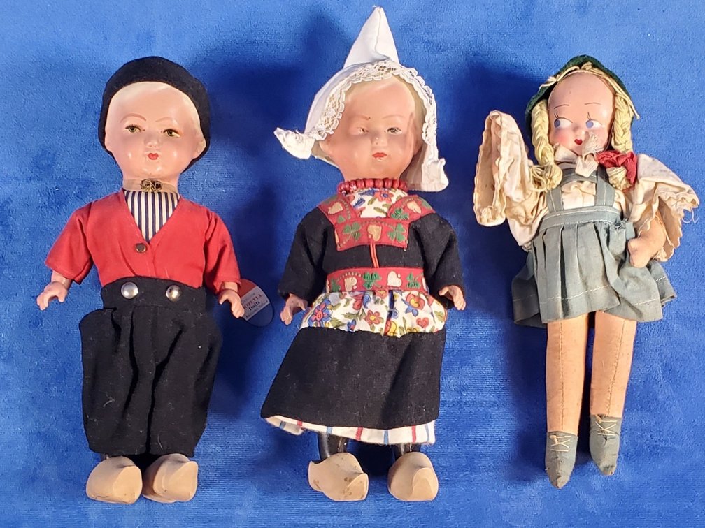 Vintage Genuine Rozetta Boy & Girl Dolls w/Wood Shoes & More