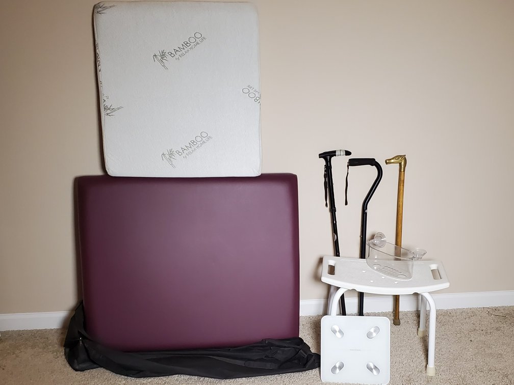Ironman Portable Massage Table w/ Carry Bag & More (LPO)
